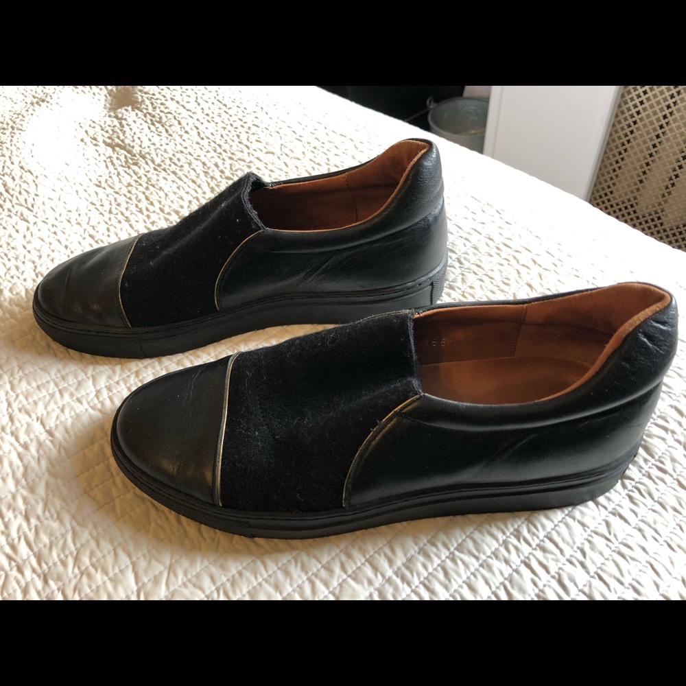 Dries Van Noten Black Loafers size 37